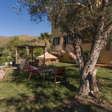 Villa Tresino Appartamenti Кастеллабате Екстер'єр фото